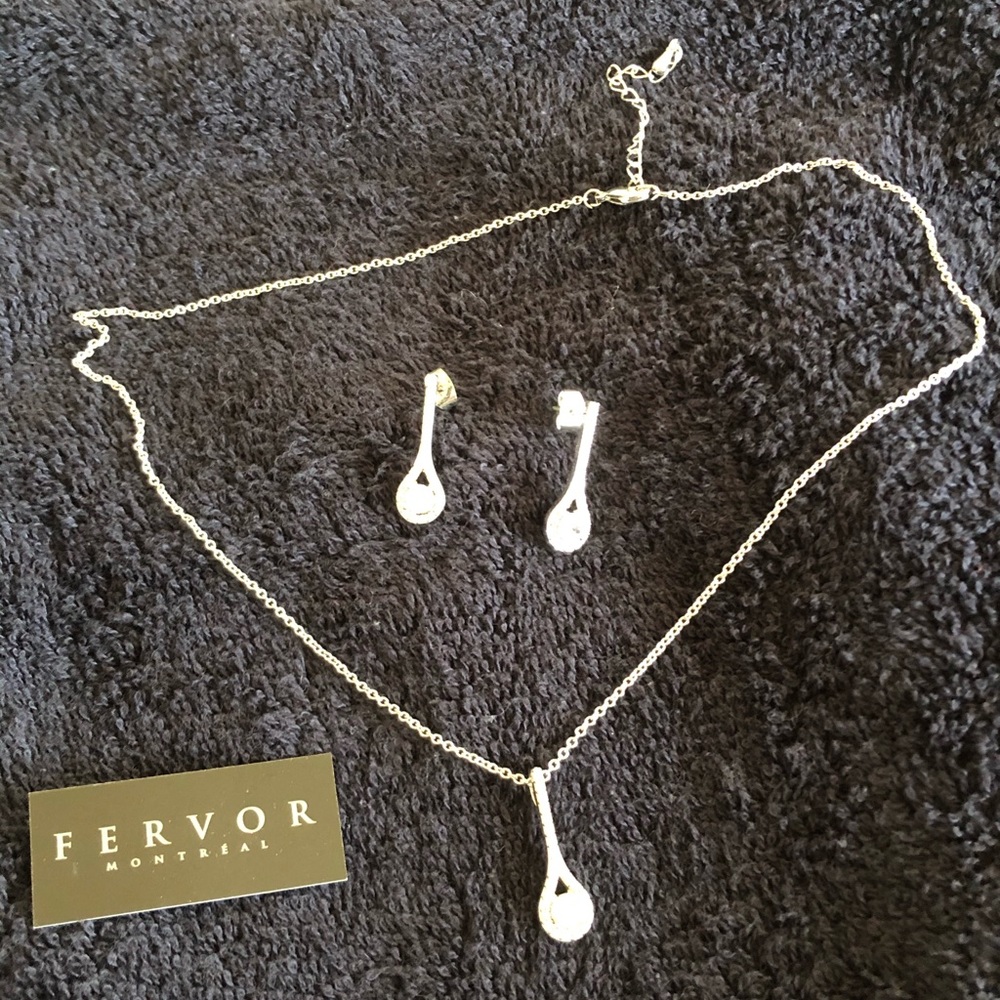 FERVOR Anastasia Necklace/Earring Set, MINT!